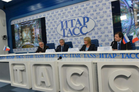 Un momento della conferenza stampa, organizzata nella sede dell'agenzia di stampa russa Itar Tass (Foto: Yuri Mashkov / Ufficio Stampa)